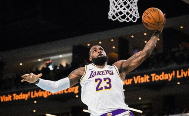 【现场】绿军背靠背疲态尽显 湖人主场拿下大胜