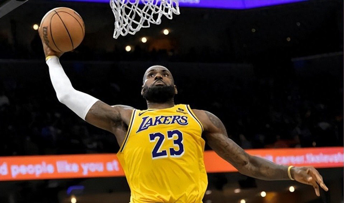 乐鱼官网APP-詹姆斯：我季后赛胜率63.3%，乔丹：我71%，他：麻烦让一让|总冠军|科比·布莱恩特|蒂姆·邓肯|凯文·杜兰特|湖人_新浪体育_新浪新闻